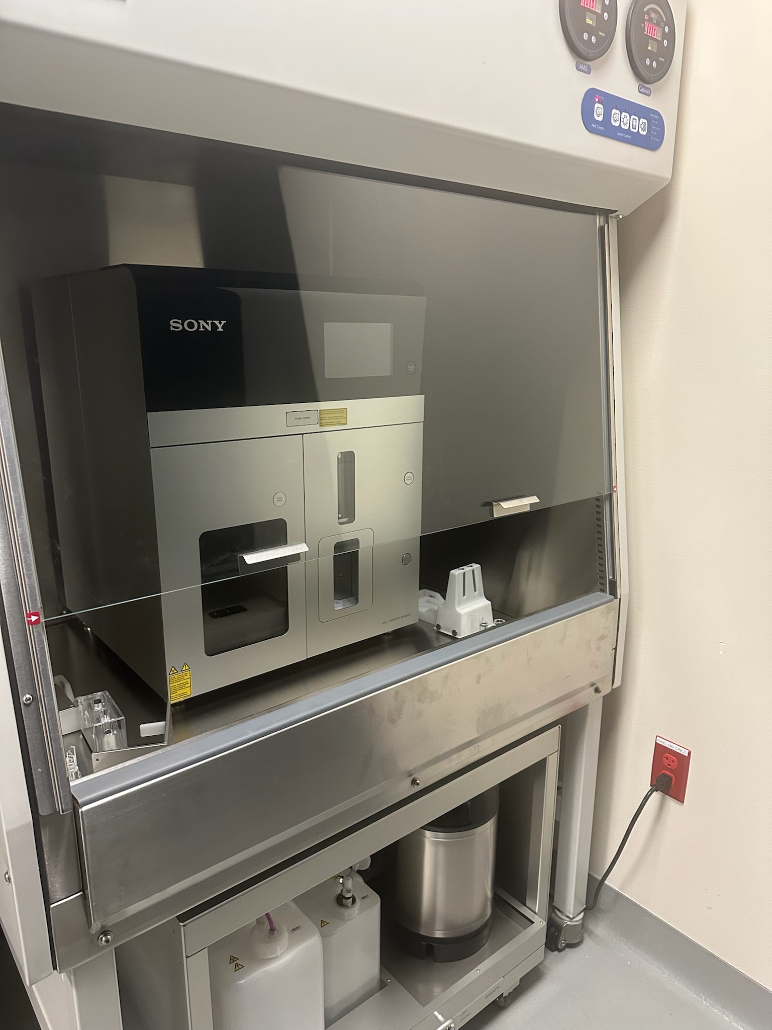 Flow Cytometery photo of Loyola Biology's Flow Cytometery