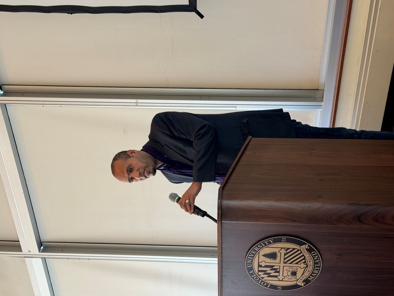 Dr Brahim El Gaubli presenting his lecture