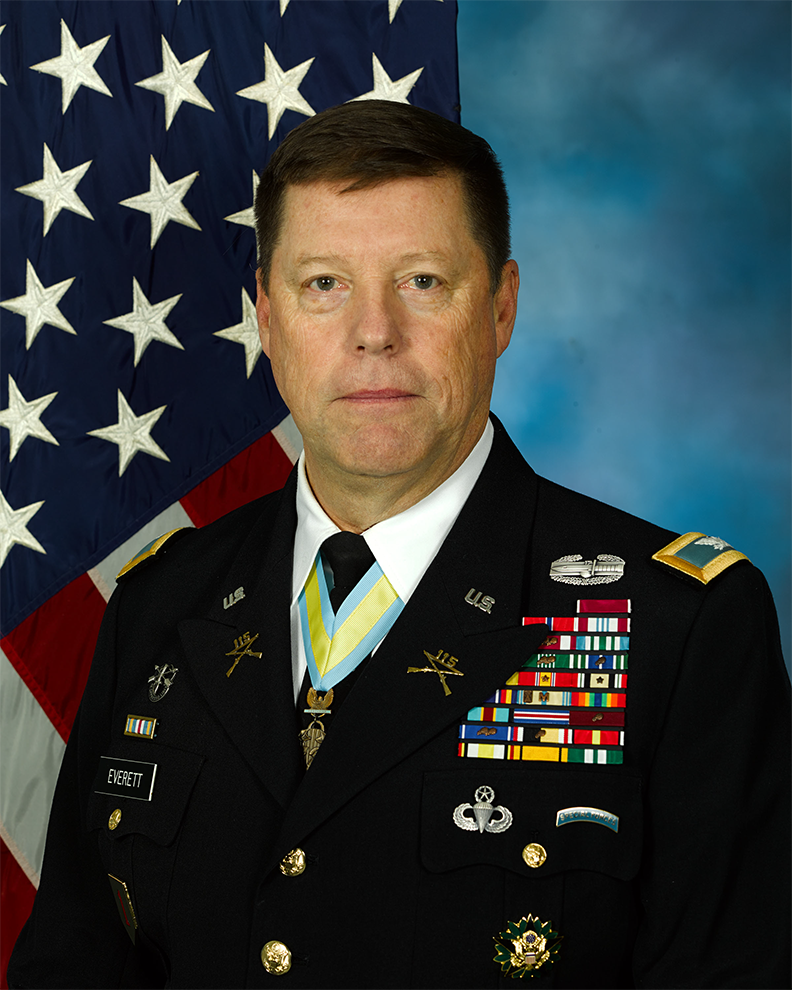 COL(Ret) Everett Military Portrait
