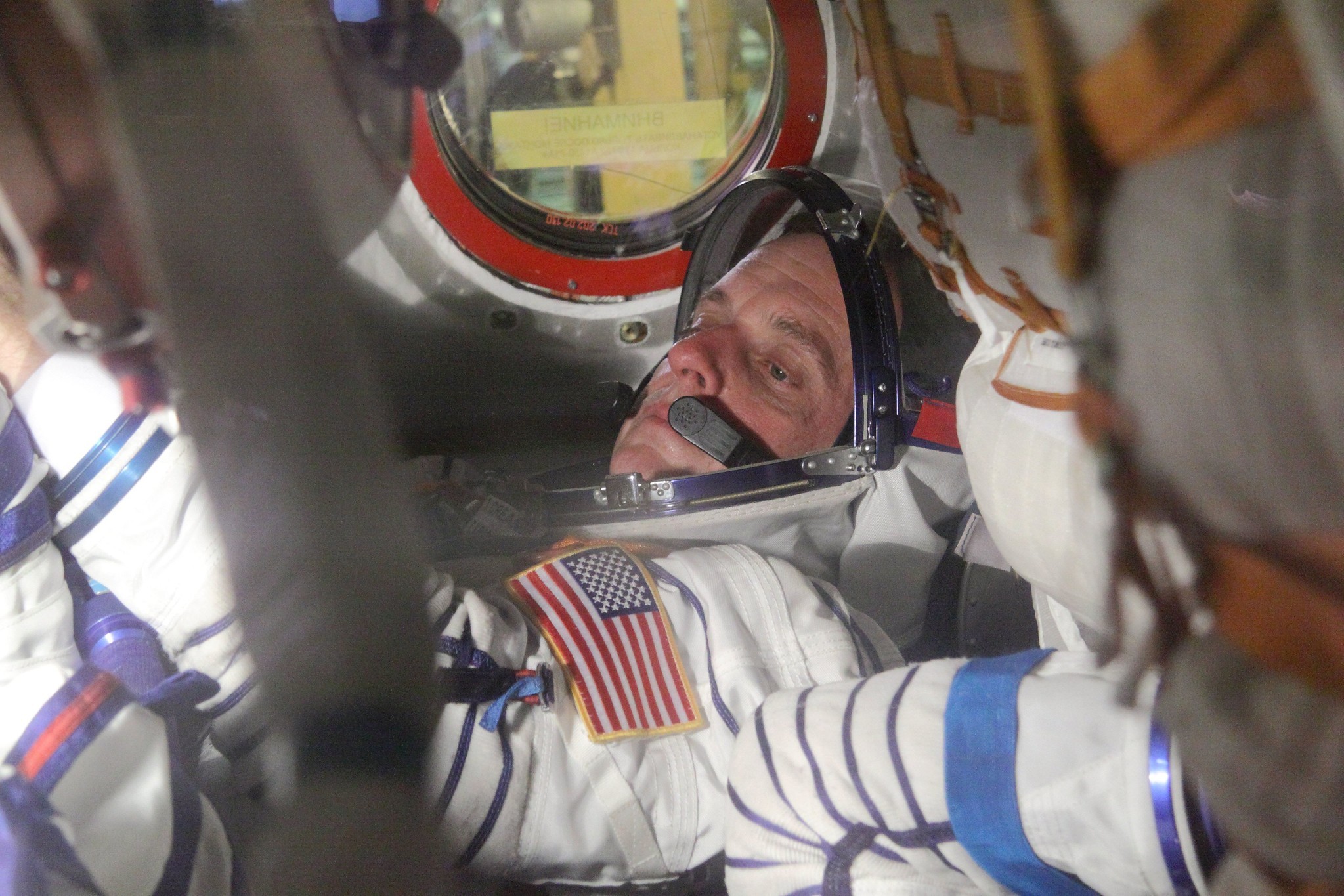 COL (Ret) Creamer inside Soyuz TMA-17 during dress rehearsal at Baikonur, Dec 10, 2009.