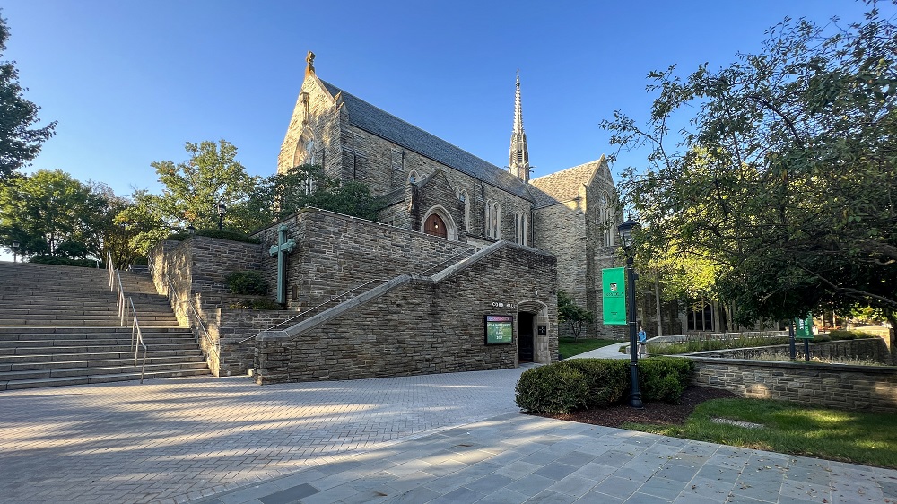 A photo Alumni Memorial Chapel