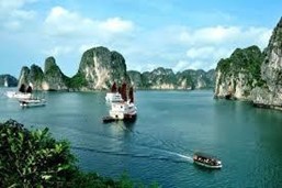 Vietnam bay