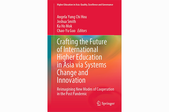 Book cover of 'Crafting the Future of International Higher Education'