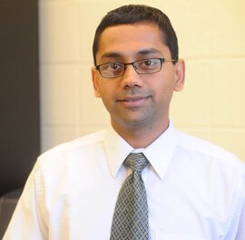 Guest lecturer Kartik Chandran, Ph.D., professor of earth and environmental engineering at Columbia University