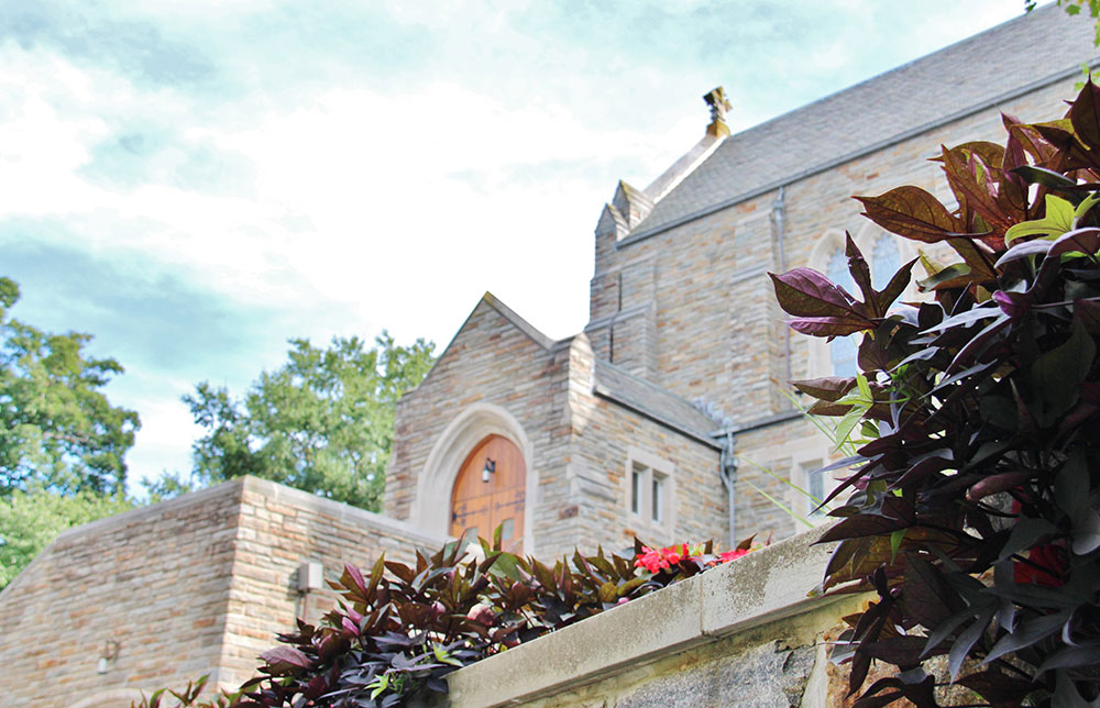 Loyola University Maryland's Alumni Memorial Chapel.